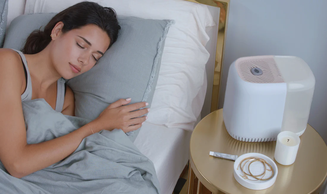 Is it good to sleep with a fan and humidifier