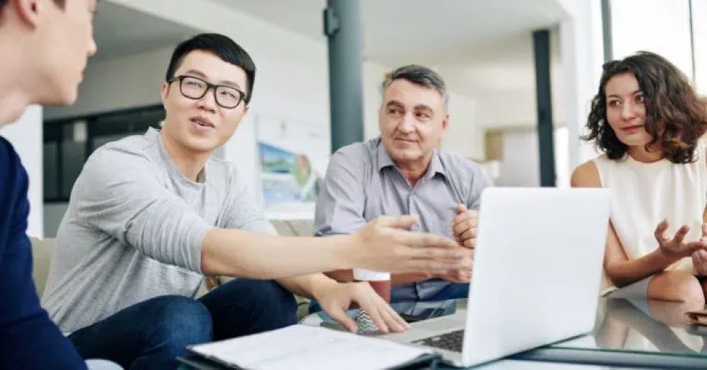 Which mantra do most successful entrepreneurs follow?