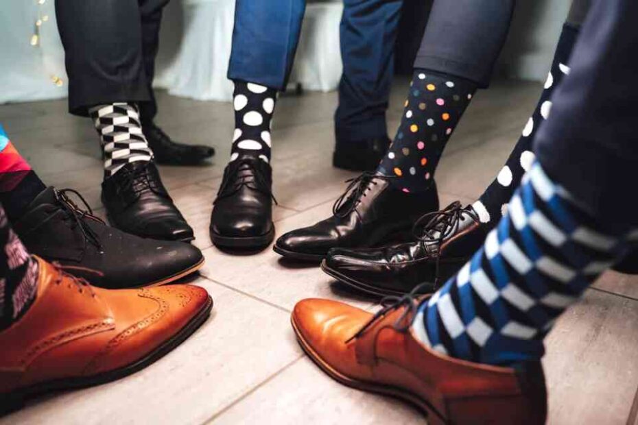 How to match pants and socks