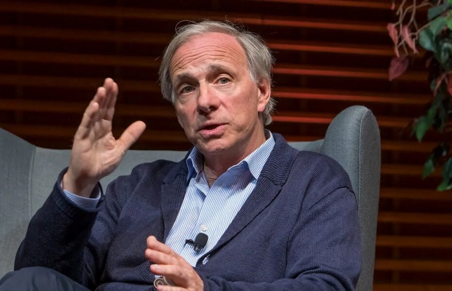 What is Ray Dalio’s investment philosophy?