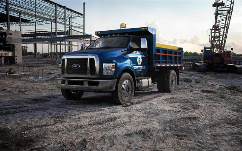 Do I need a commercial driver's license to operate a commercially registered pickup truck